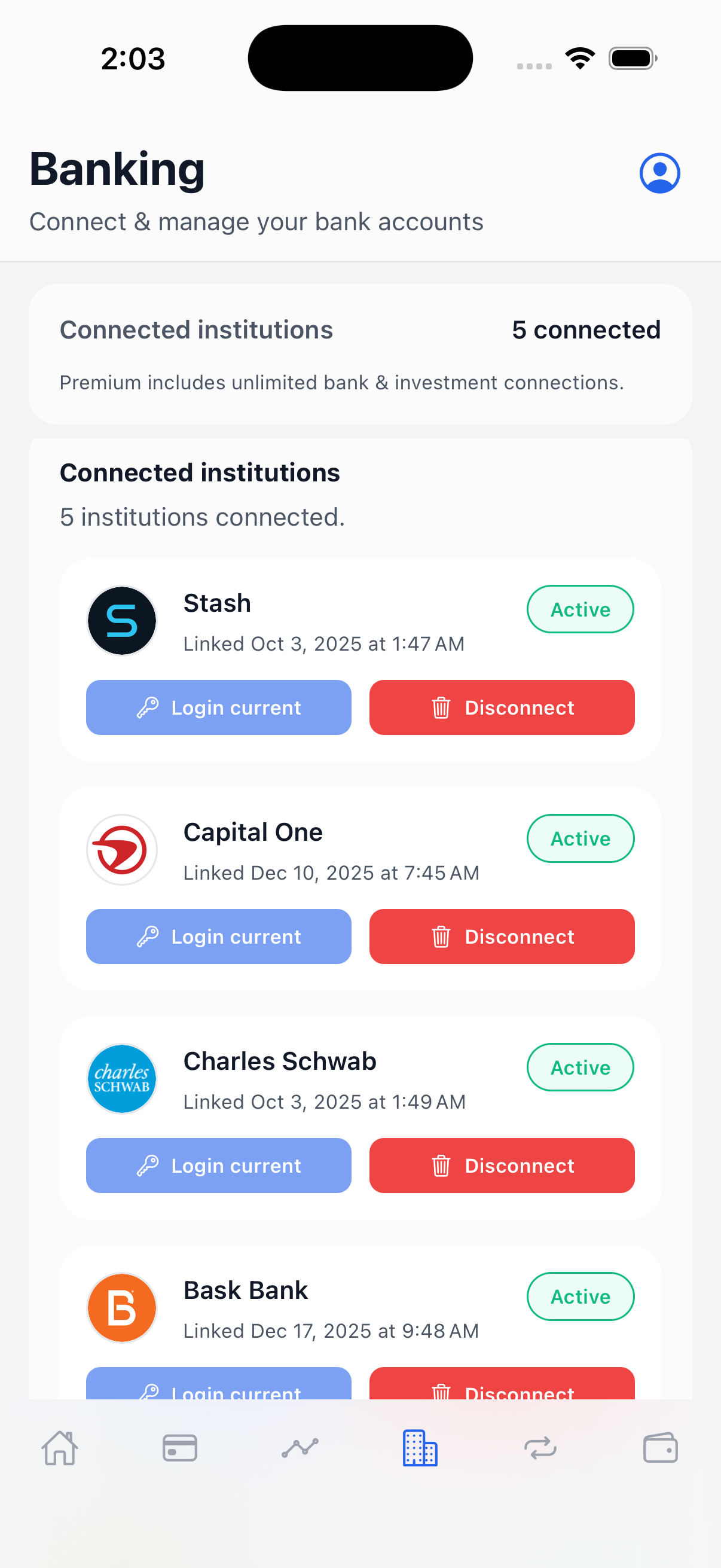 EyeCash banking screen showing connected institutions like Stash, Capital One, and Charles Schwab